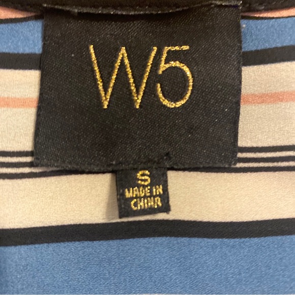 W5 ANTHROPOLOGIE Women's Small Blue White Pink Hanging Split Sleeve Top Blouse - Picture 2 of 14